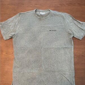 Columbia Men's Green Short Sleeve Tee